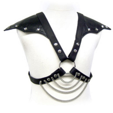 leather-body-metal-y-hombros-high.png Leather Body Arnés de Pecho Hombre con Alas en Hombros